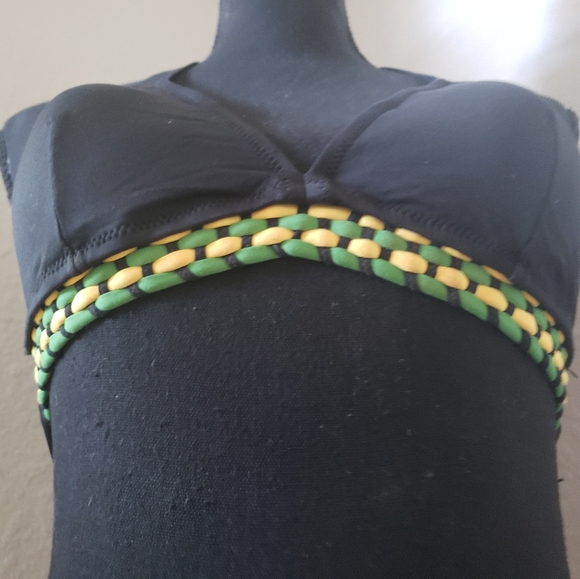 Stylish Reggae Roots Black/Gold/Green Knit Bikini - Picture 7 of 8